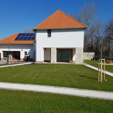 Bodrog33 Riverhouse Lejlighed *